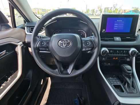 Certified 2025 Toyota RAV4 XLE AWD/4WD image 10