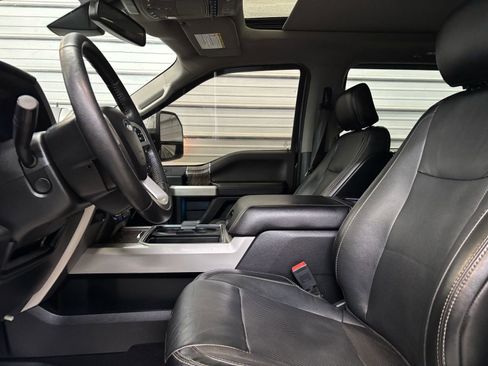Used 2019 Ford F350 Lariat w/ Lariat Ultimate Package image 8