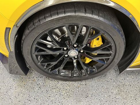 Used 2019 Chevrolet Corvette Z06 RWD image 30