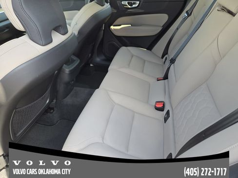 Used 2026 Volvo XC60 B5 Core w/ Protection Package Premier AWD/4WD image 24