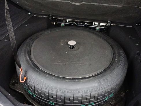 Used 2023 Kia Sorento SX image 22