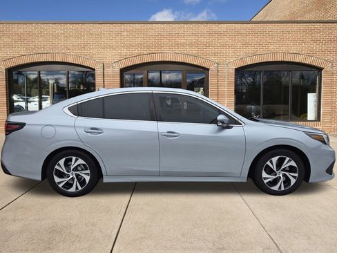 Used 2021 Subaru Legacy Premium image 2