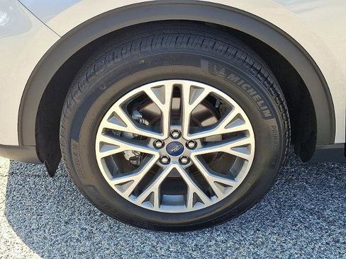 Certified 2022 Ford Escape SEL w/ Technology Package image 8