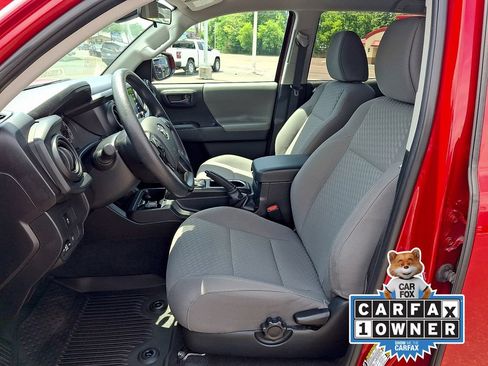 Used 2023 Toyota Tacoma SR AWD/4WD image 15