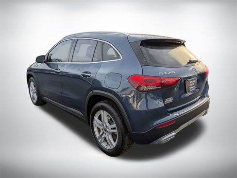 Used 2021 Mercedes-Benz GLA 250 4MATIC image 5