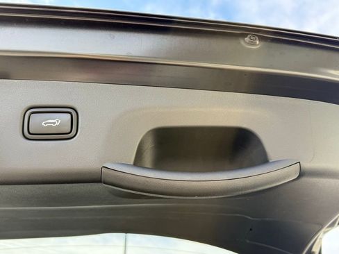 Certified 2025 Hyundai Tucson SEL AWD/4WD image 13