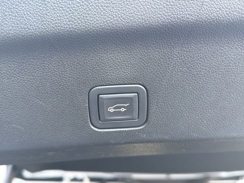 Used 2023 Chevrolet Tahoe RST w/ Sport Performance Package image 19