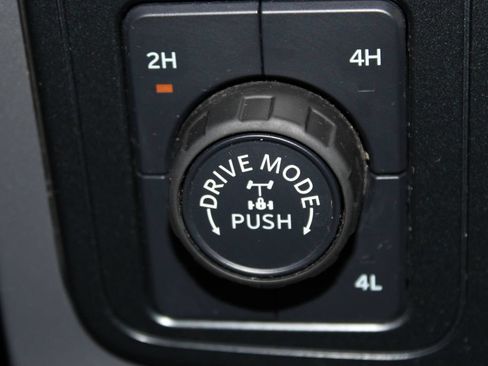 Used 2025 Ford F150 XLT w/ Equipment Group 301A Standard AWD/4WD image 43