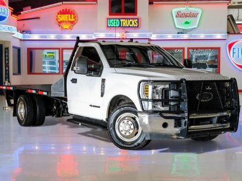 Used 2018 Ford F350 XL w/ Ambulance Prep Package image 1