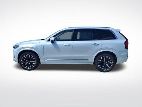 New 2026 Volvo XC90 T8 Ultra w/ Protection Package Premier AWD/4WD image 4
