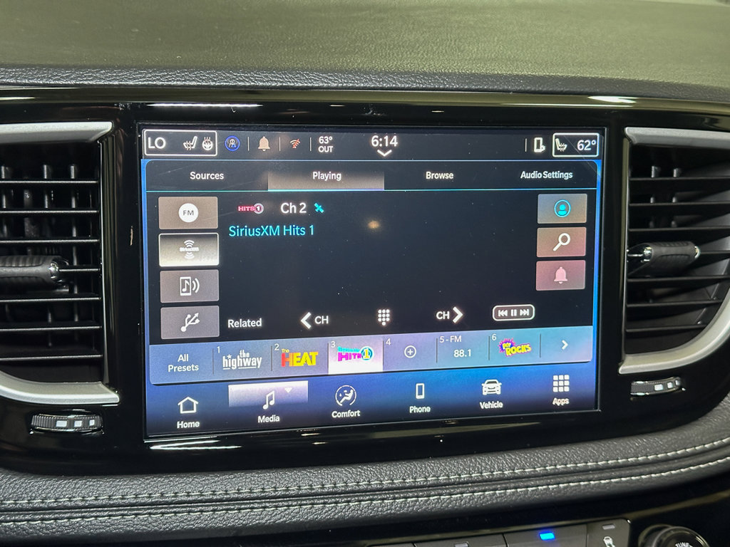 New 2027 Chrysler Pacifica Select AWD/4WD image 35