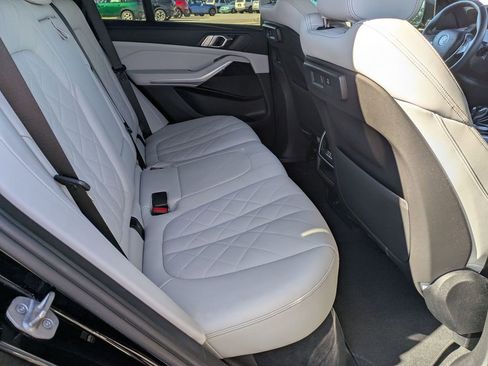 Used 2023 BMW X5 xDrive45e AWD/4WD image 22