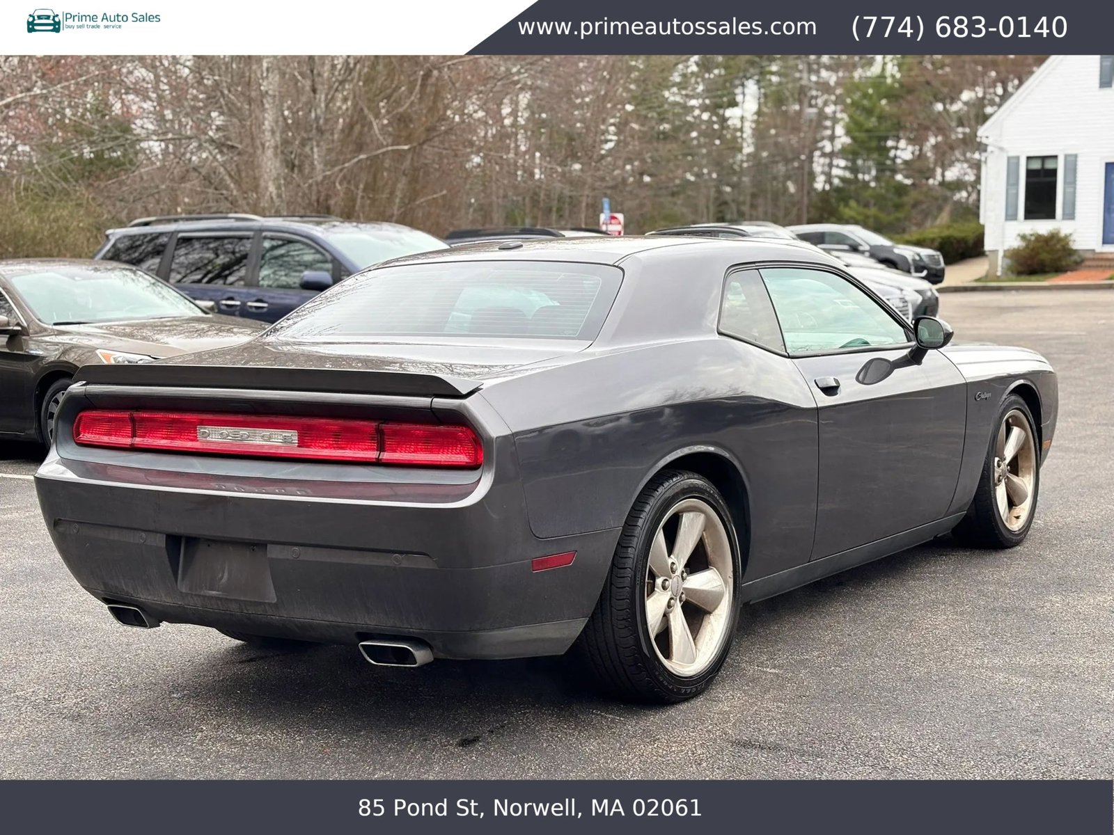 Used 2014 Dodge Challenger R/T RWD image 6