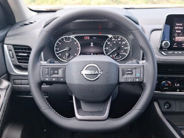 Certified 2026 Nissan Rogue SV w/ Cold Weather Package FWD image 15