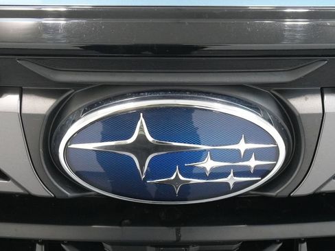 Used 2023 Subaru Forester Limited w/ Popular Package #3 image 12