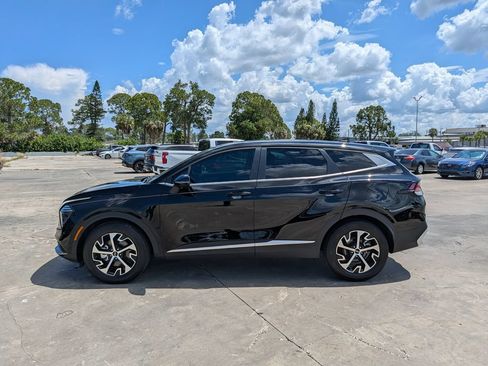 Certified 2025 Kia Sportage EX FWD image 5