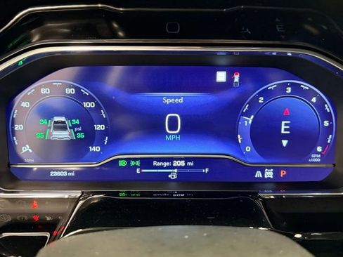 Certified 2023 Chevrolet Silverado 1500 LTZ w/ Technology Package image 13