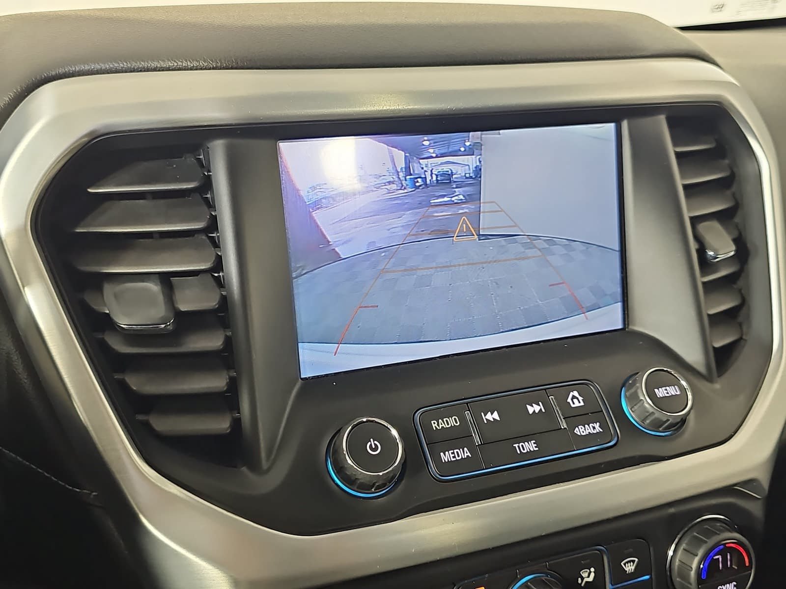 Used 2019 GMC Acadia SLT w/ LPO, Cargo Package FWD image 22
