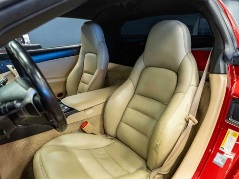 Used 2008 Chevrolet Corvette Coupe w/ Preferred Equipment Group RWD image 11