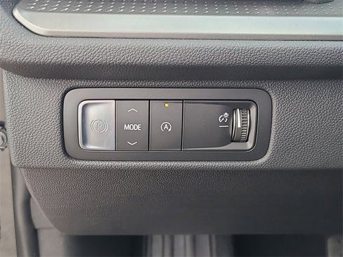 New 2026 Chevrolet Traverse LT w/ Driver Confidence Package image 25