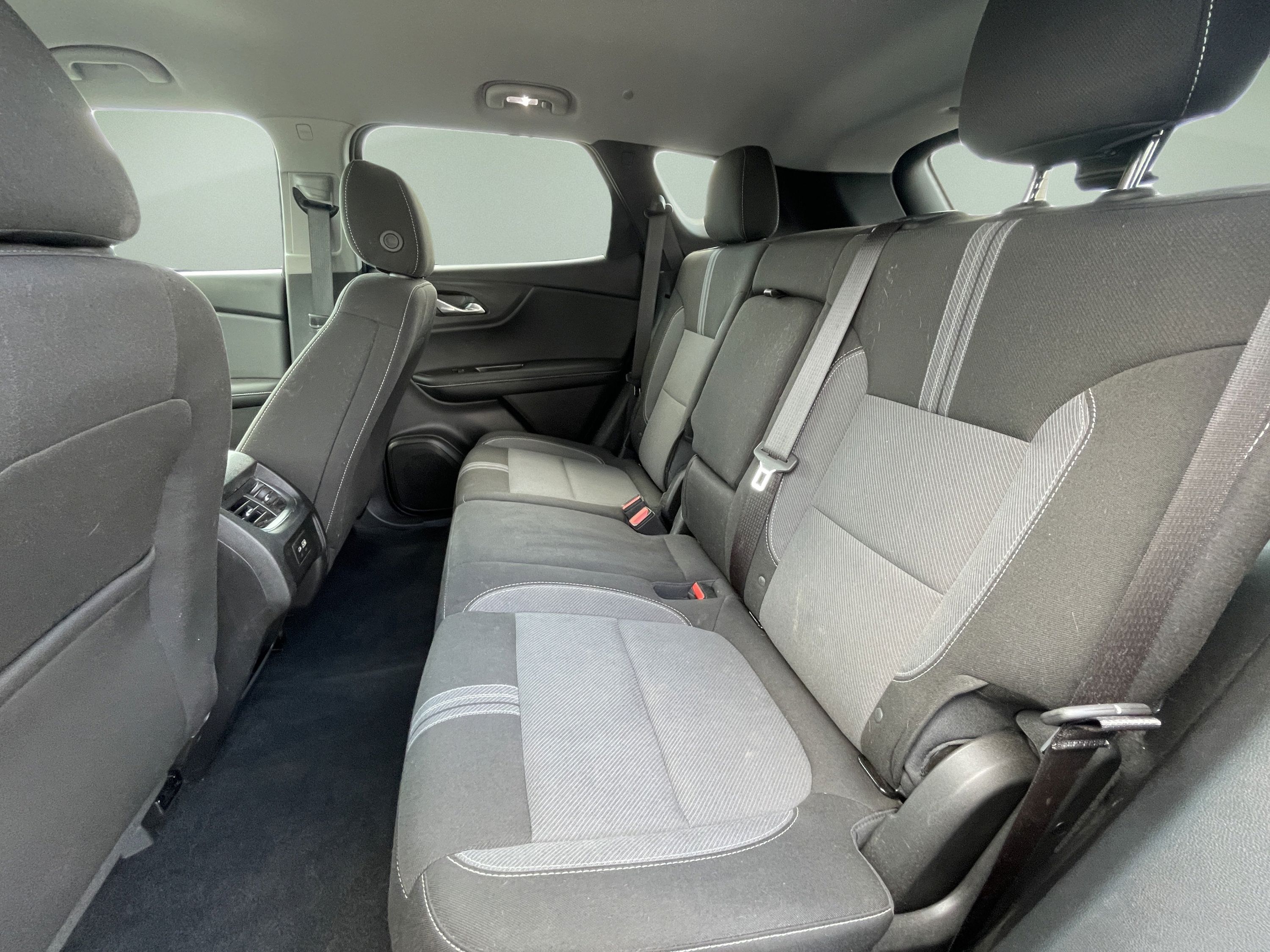 Used 2024 Chevrolet Blazer LT w/ Convenience Package FWD image 26