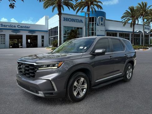Used 2024 Honda Pilot EX-L image 4