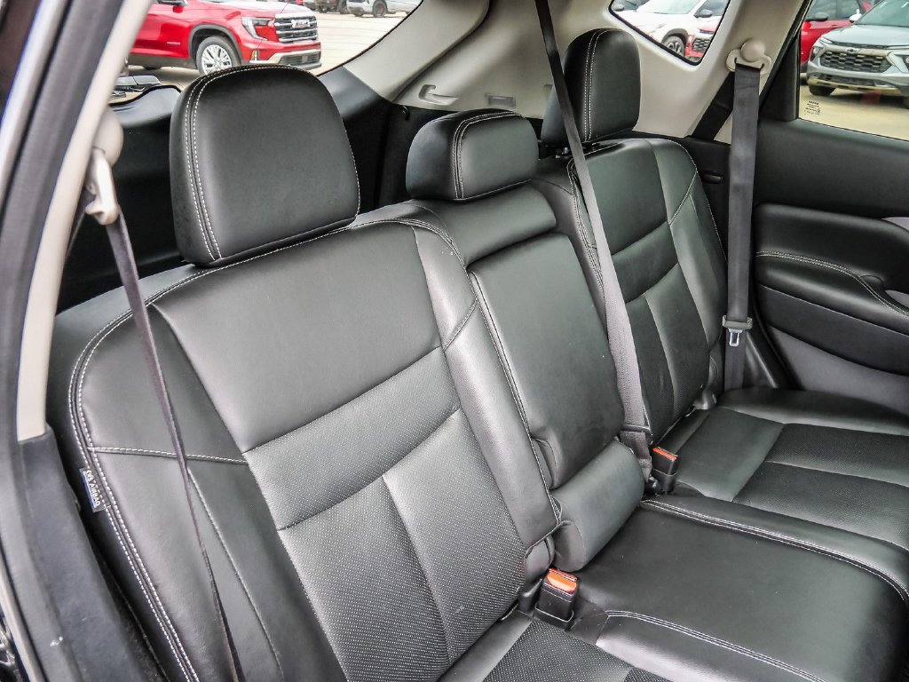 Used 2020 Nissan Murano SL w/ Moonroof Package FWD image 24