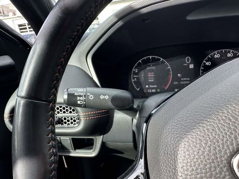 Used 2023 Honda HR-V Sport image 30