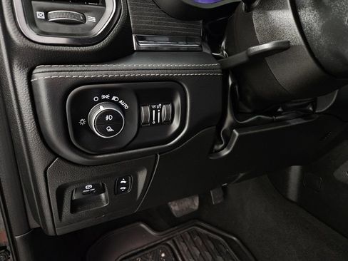 Used 2023 RAM 1500 Limited w/ Body Color Bumper Group image 26