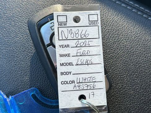 Used 2025 Ford Escape Active image 37