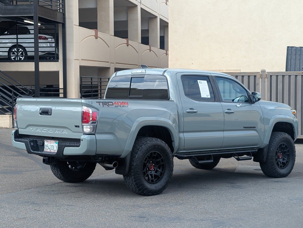 Used 2022 Toyota Tacoma TRD Sport w/ Technology Package AWD/4WD image 13