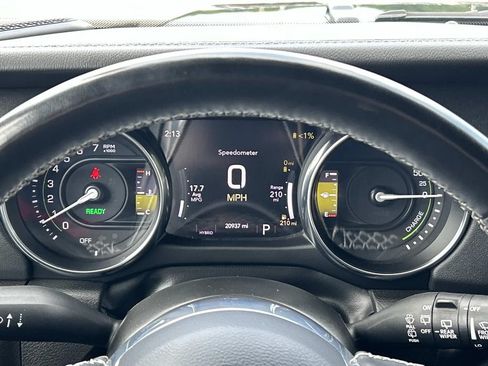 Used 2022 Jeep Wrangler Unlimited Sahara w/ Cold Weather Group AWD/4WD image 26