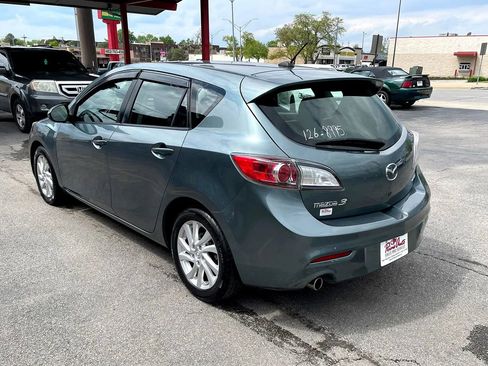 Used 2012 MAZDA MAZDA3 i Grand Touring w/ Tech Pkg FWD image 4