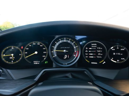 Used 2025 Porsche 911 GT3 RS image 88