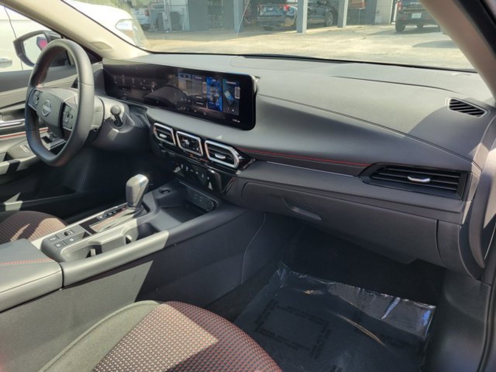 Used 2026 Nissan Sentra SR w/ Floor Mat Package FWD image 36