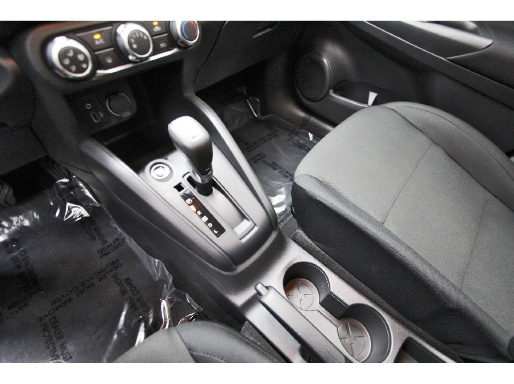 Certified 2025 Nissan Kicks Play S FWD image 26