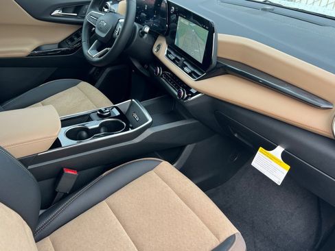 New 2026 Chevrolet Equinox ACTIV image 13