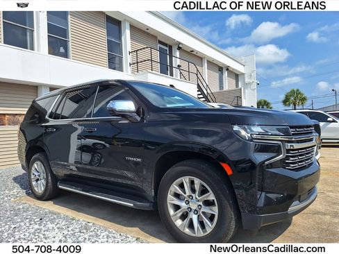 Used 2021 Chevrolet Tahoe Premier w/ Premium Package RWD image 1