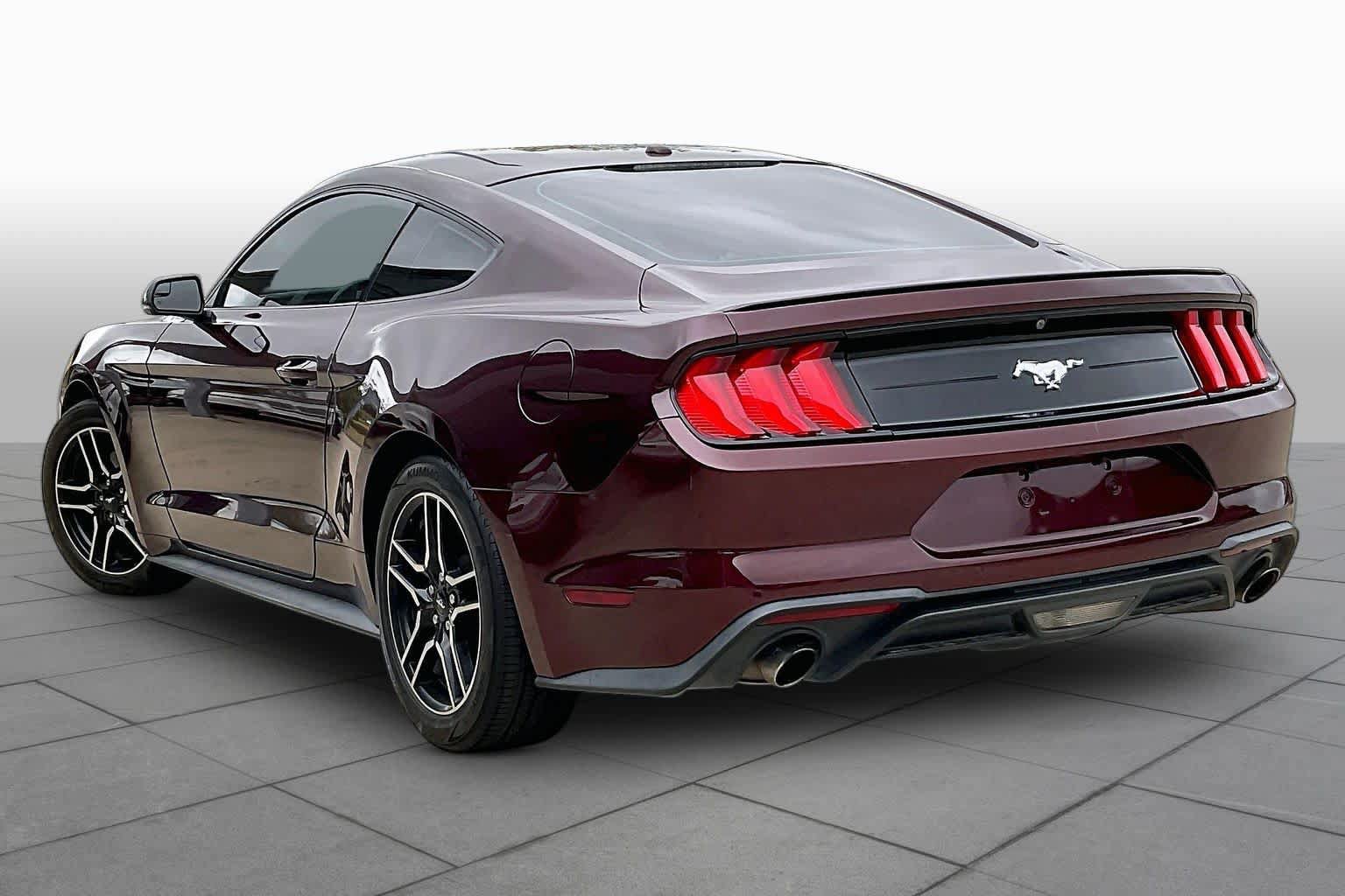 Used 2018 Ford Mustang Premium w/ Equipment Group 201A RWD image 11