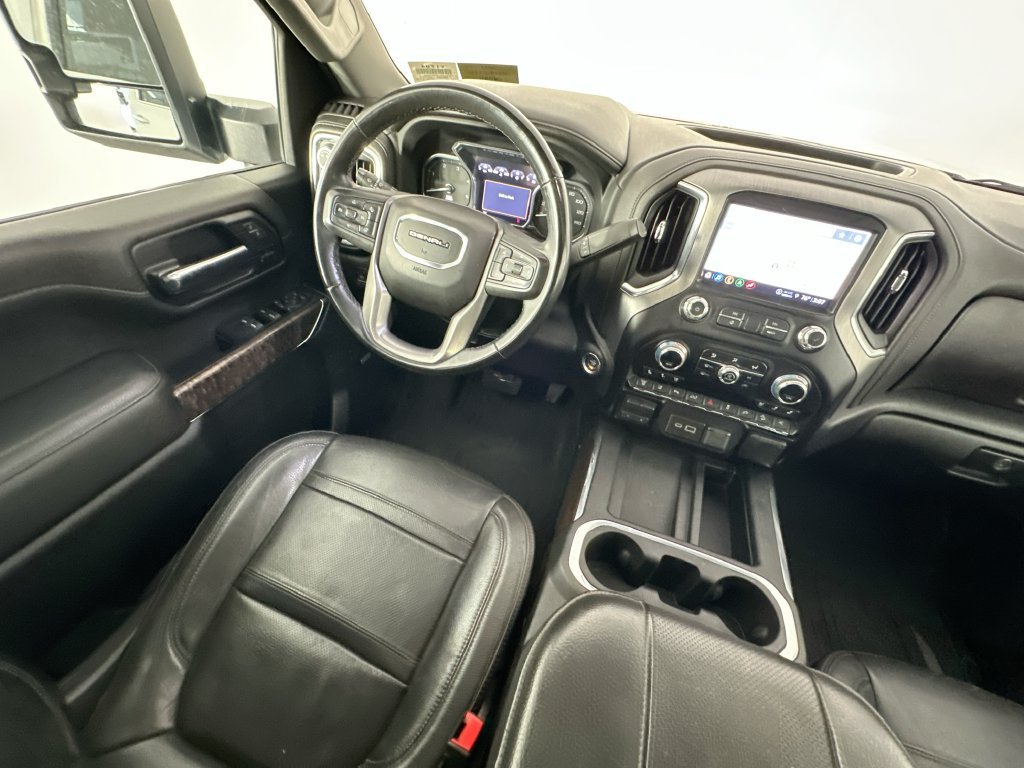 Used 2023 GMC Sierra 3500 Denali AWD/4WD image 9