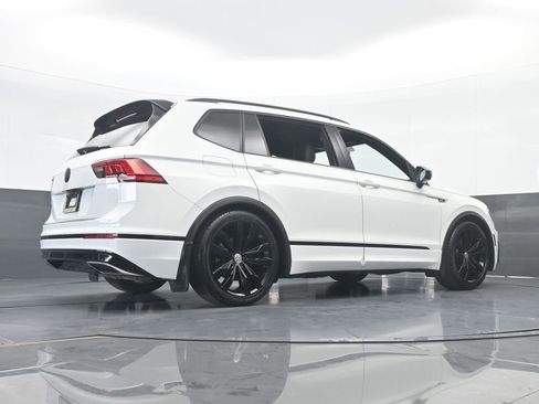 Used 2020 Volkswagen Tiguan SE R-Line image 62