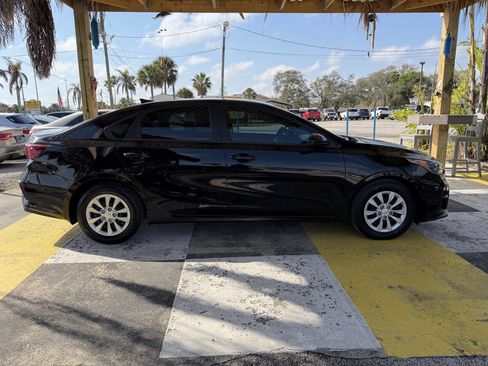 Used 2021 Kia Forte Sedan image 17