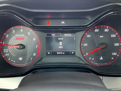 Used 2025 Chevrolet Trax RS w/ Sunroof Package FWD image 26