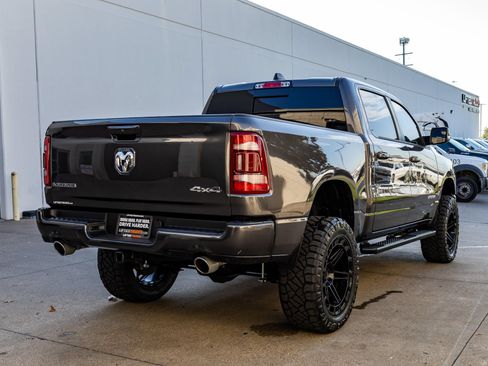 Used 2023 RAM 1500 Laramie AWD/4WD image 8