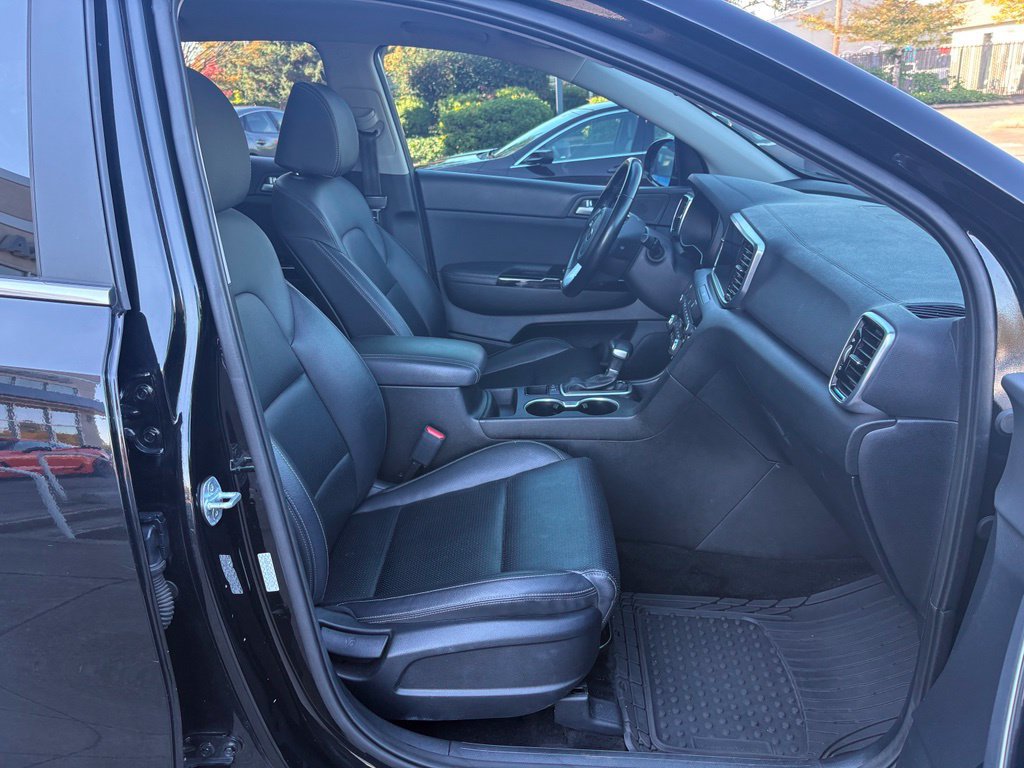 Used 2022 Kia Sportage EX AWD/4WD image 24