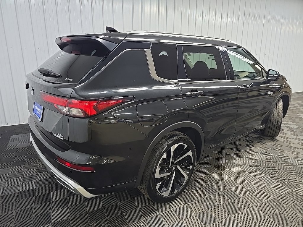 Used 2025 Mitsubishi Outlander SEL AWD/4WD image 12