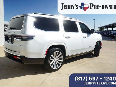 Used 2023 Jeep Grand Wagoneer Base 4D Sport Utility w/ Convenience Group III image 5