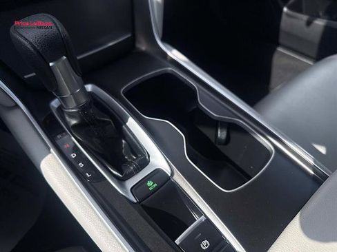 Used 2019 Honda Accord LX image 26