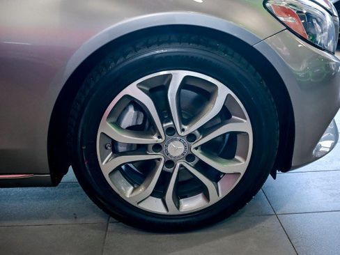 Used 2015 Mercedes-Benz C 300 4MATIC Sedan image 38