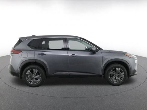 Used 2025 Nissan Rogue SV AWD/4WD image 20